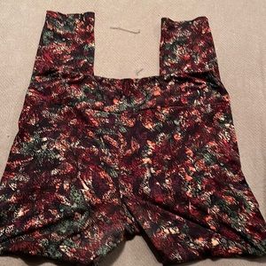 LuLaRoe tall and curvy leggings